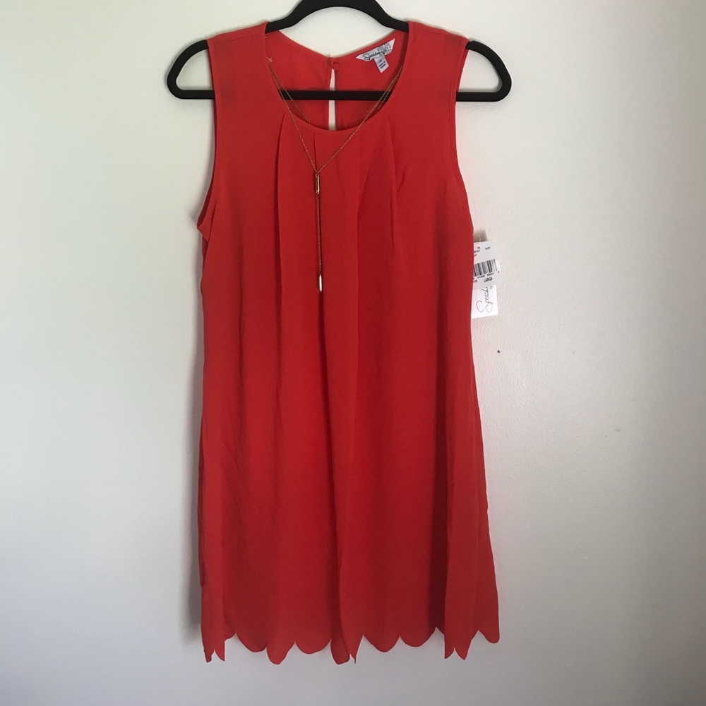 Speechless scallop hem dress